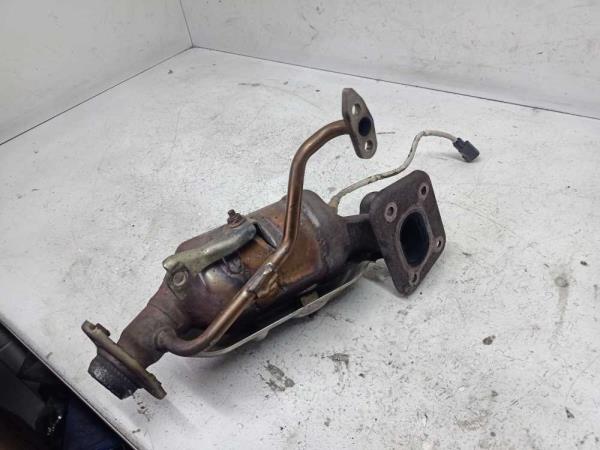 CATALYSEUR 1.0 CITROEN C1/ PEUGEOT 108/ TOYOTA AYGO - Vue 2